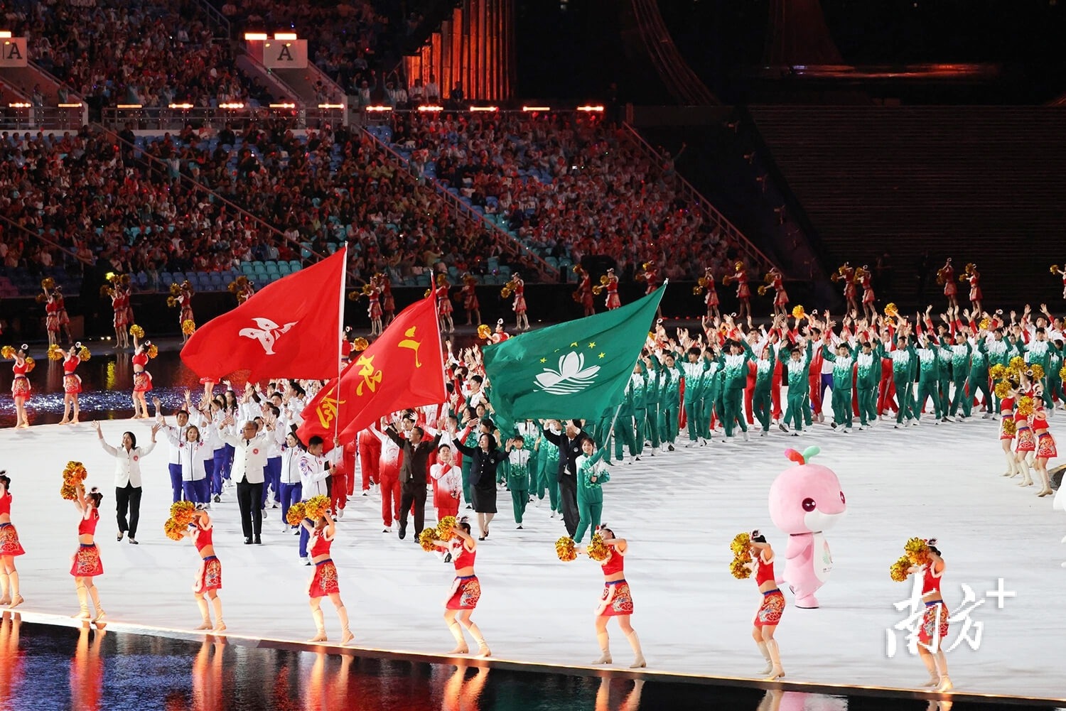 费林加撰文探讨斯莱格斯执教球队内部问题